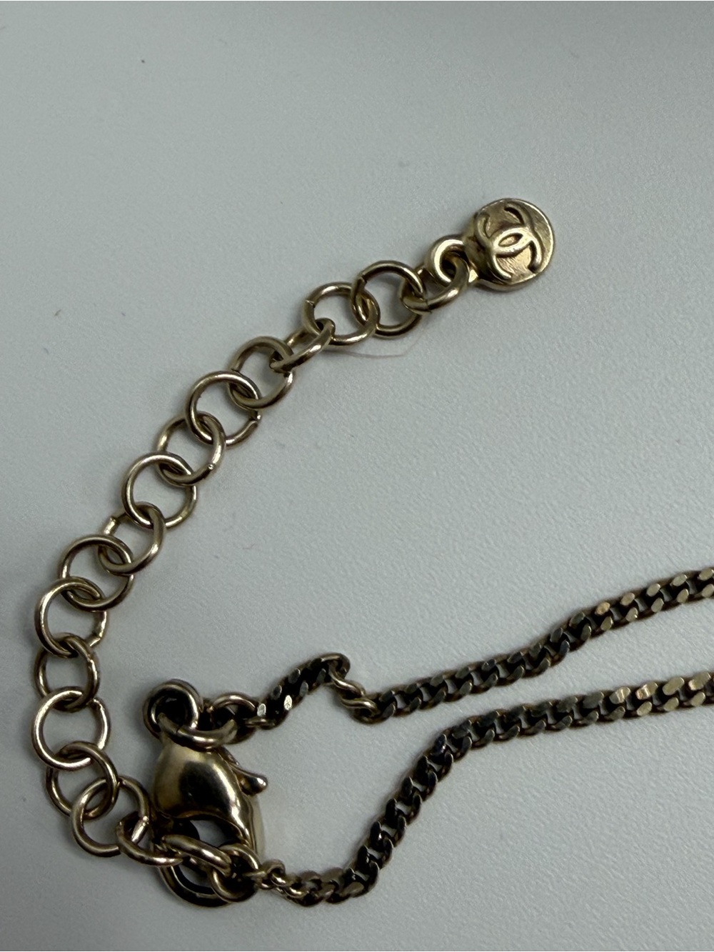 Vintage CHANEL Gold-Tone Chain Necklace with Gripoix Pendant - 08 A (2008) W/COA - Picture 5 of 7